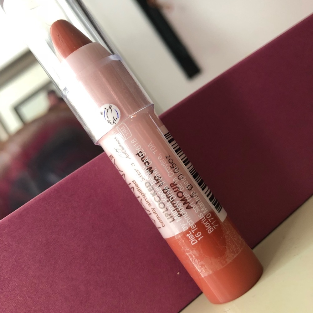 Manna Kadar Liplocked Priming Lip Wand - Picture 7 of 8